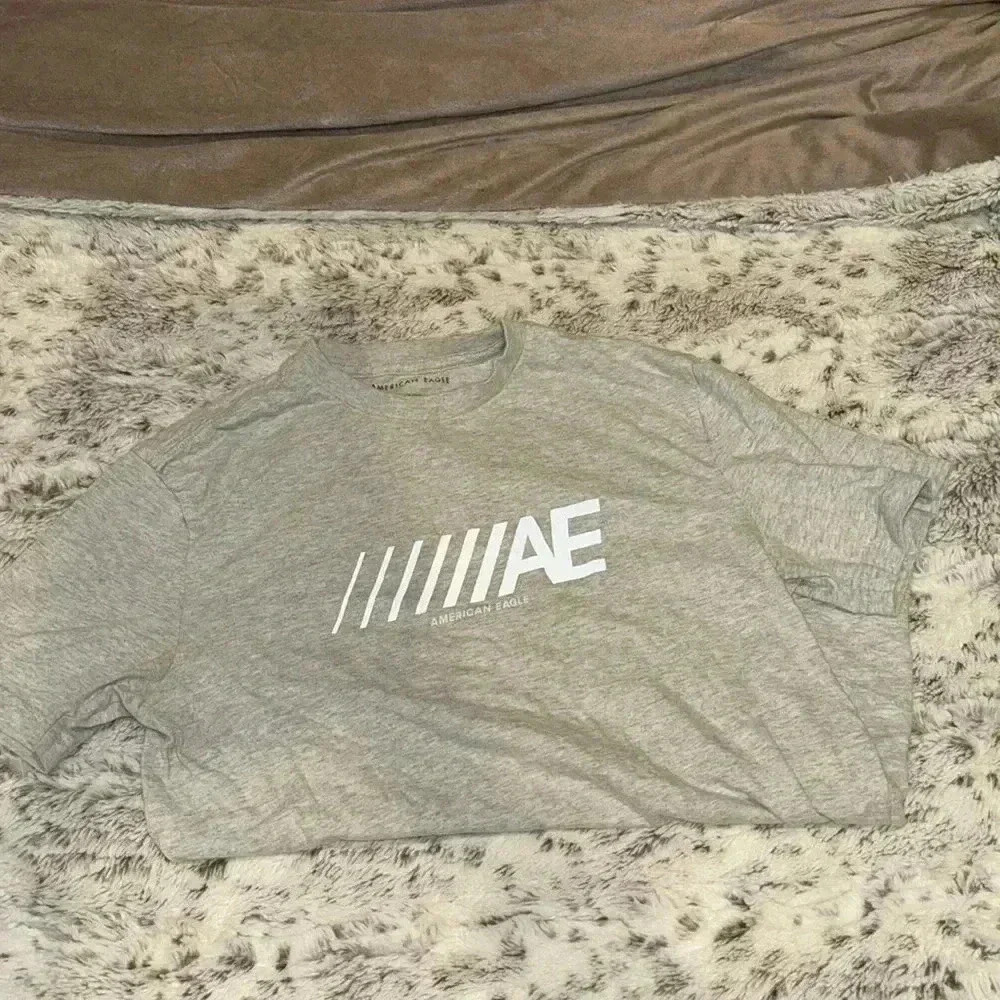 American Eagle Men’s XS t shirt